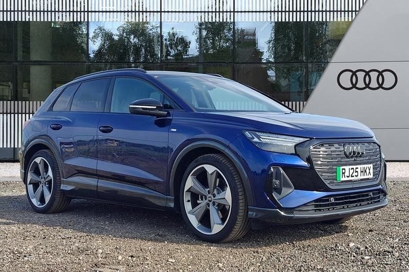 Blue Used 2025 Audi Q4 e-tron Black Edition SUV | £34,990 (Good price) - Image 1/4