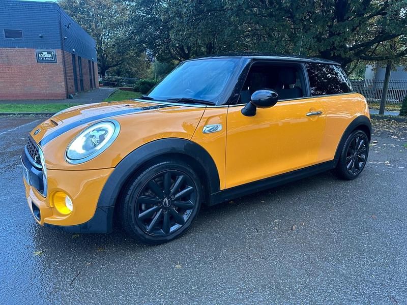 Orange Used 2016 Mini Cooper S Hatch Hatchback | £6,995 (Super price) - Image 1/4