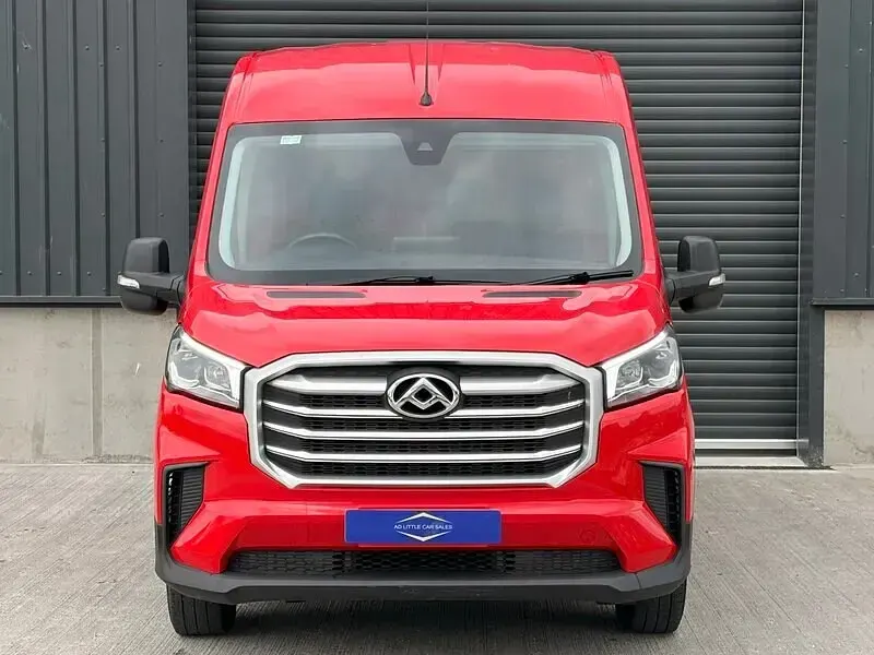 Used Maxus V90 2022 Red Van