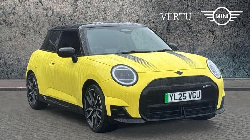 New 2025 Mini Cooper Sport Hatchback | £27,582 (Super price) - Image 1/3