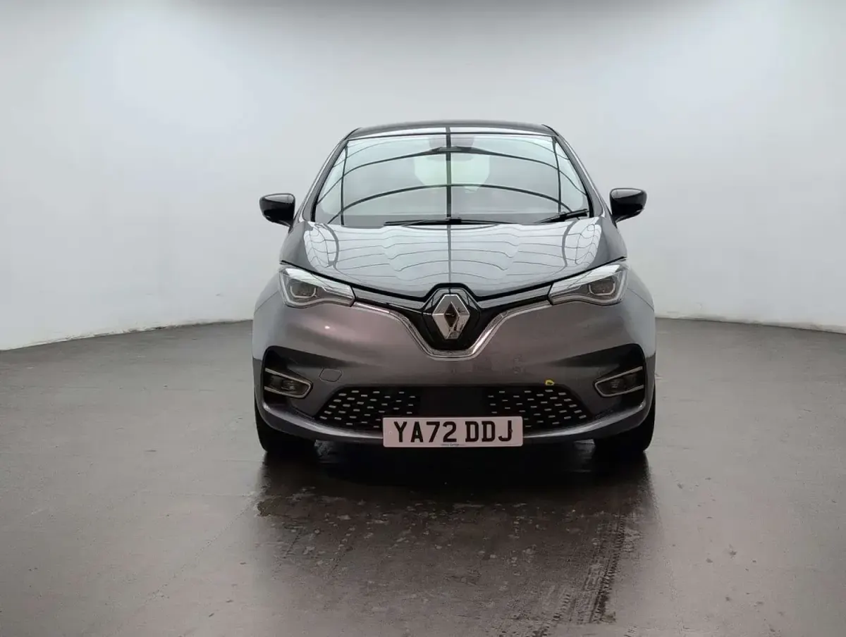 Used Renault Zoe Iconic 100 kW (136 HP) 2022 Grey Hatchback