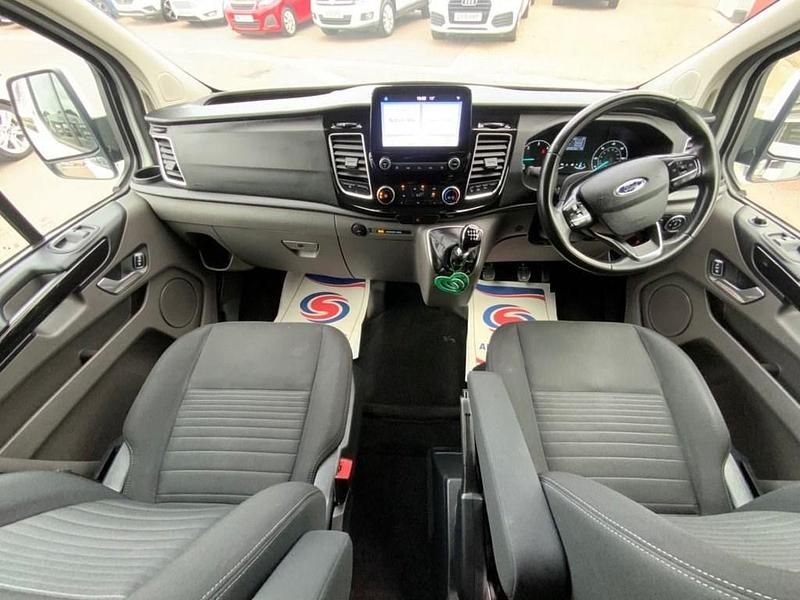 Używany Ford Transit Custom Limited 130 KM (95 kW) 2022 Biały Van