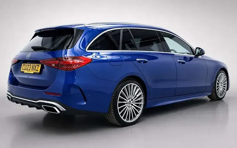 Used Mercedes C220 AMG line 200 HP (147 kW) 2023 Blue Estate