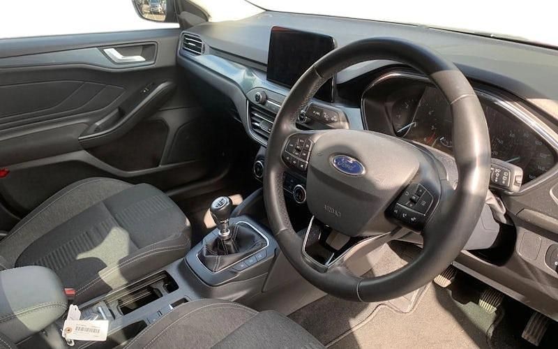 Begagnad Ford Focus Active 120 HK (88 kW) 2021 Blå Kombi