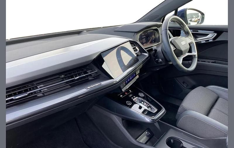 Used Audi Q4 e-tron S-Line 219 kW (299 HP) 2023 Blue SUV