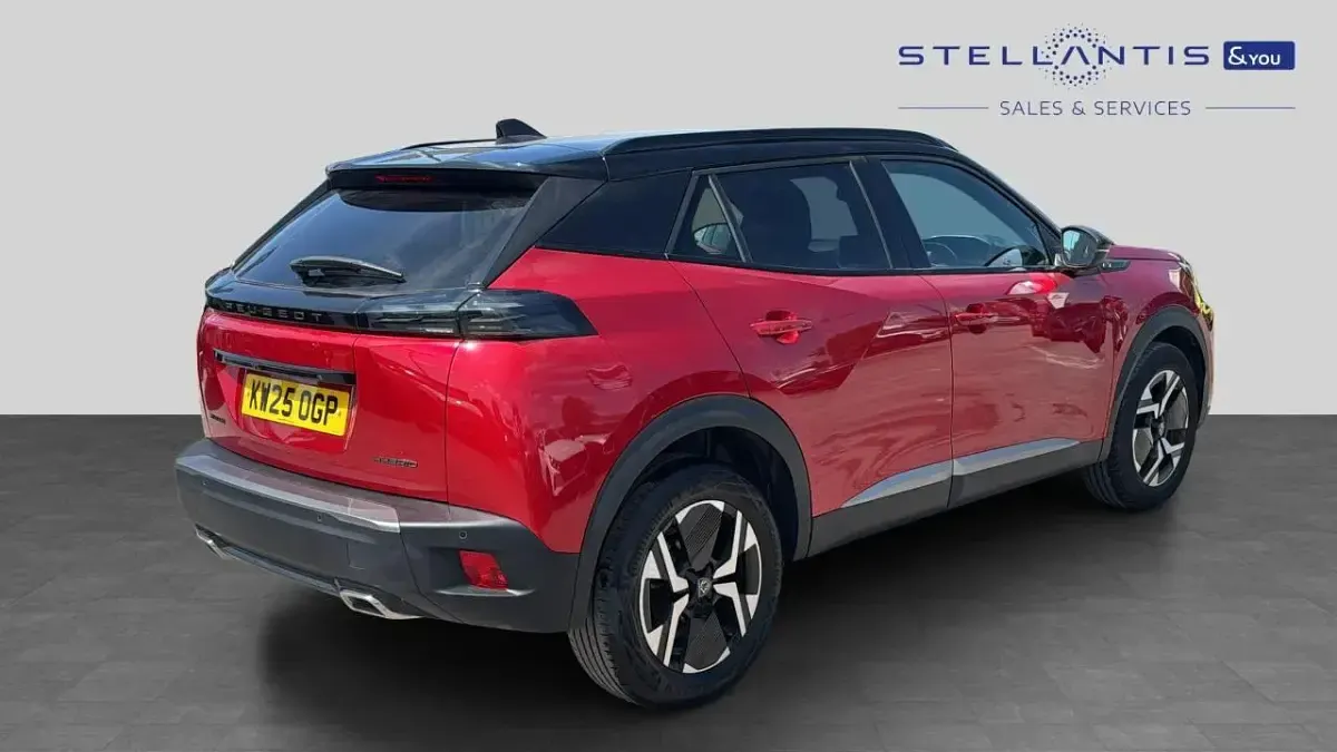Used Peugeot 2008 GT 134 HP (98 kW) 2025 Red SUV
