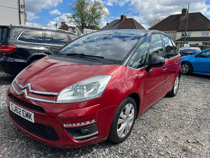 Used Citroën C4 Picasso Platinum 2013 Red MPV