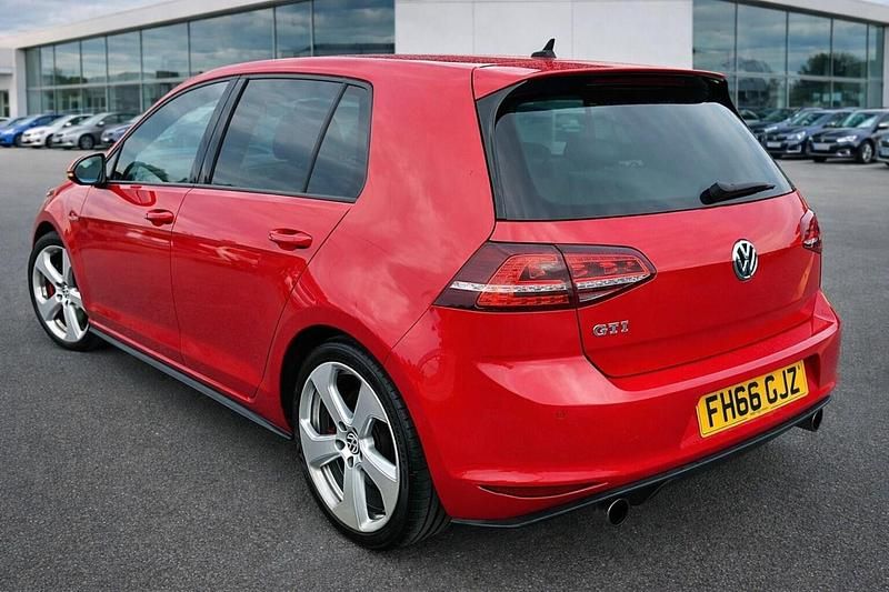 Used VW Golf VII GTI 2016 Red Hatchback