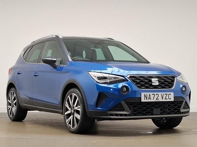 Blue Used 2022 Seat Arona FR SUV | £13,998 (A bit pricey) - Image 1/4