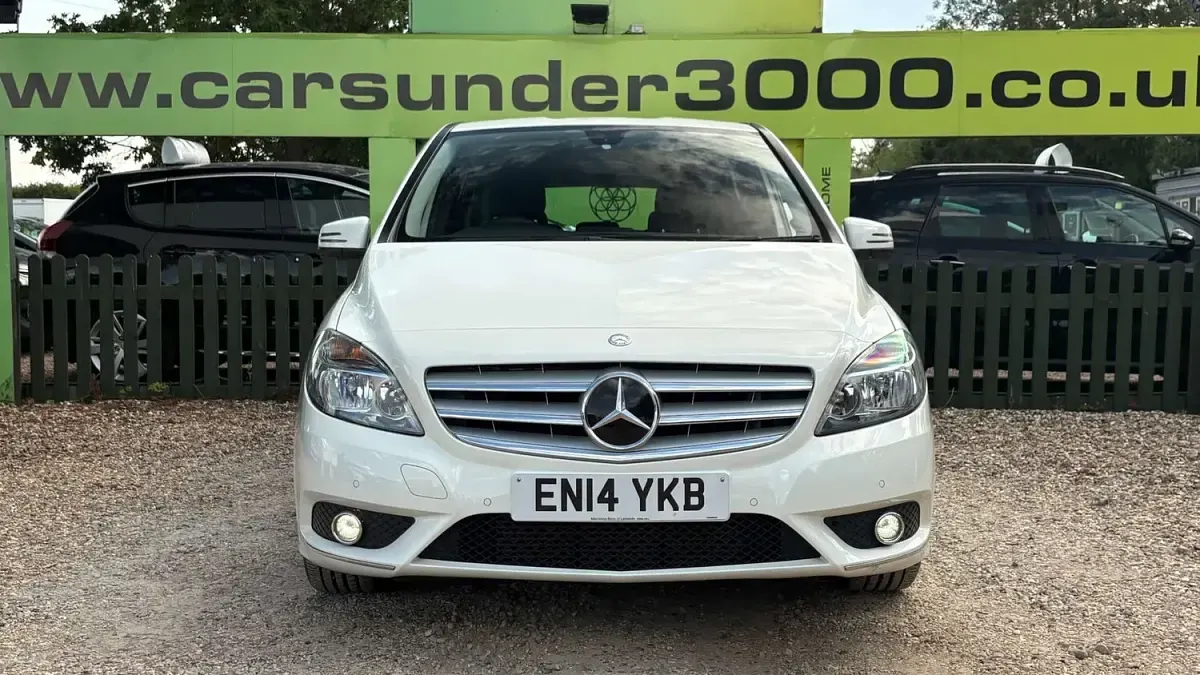 Used Mercedes B180 SE 109 HP (80 kW) 2014 White Hatchback