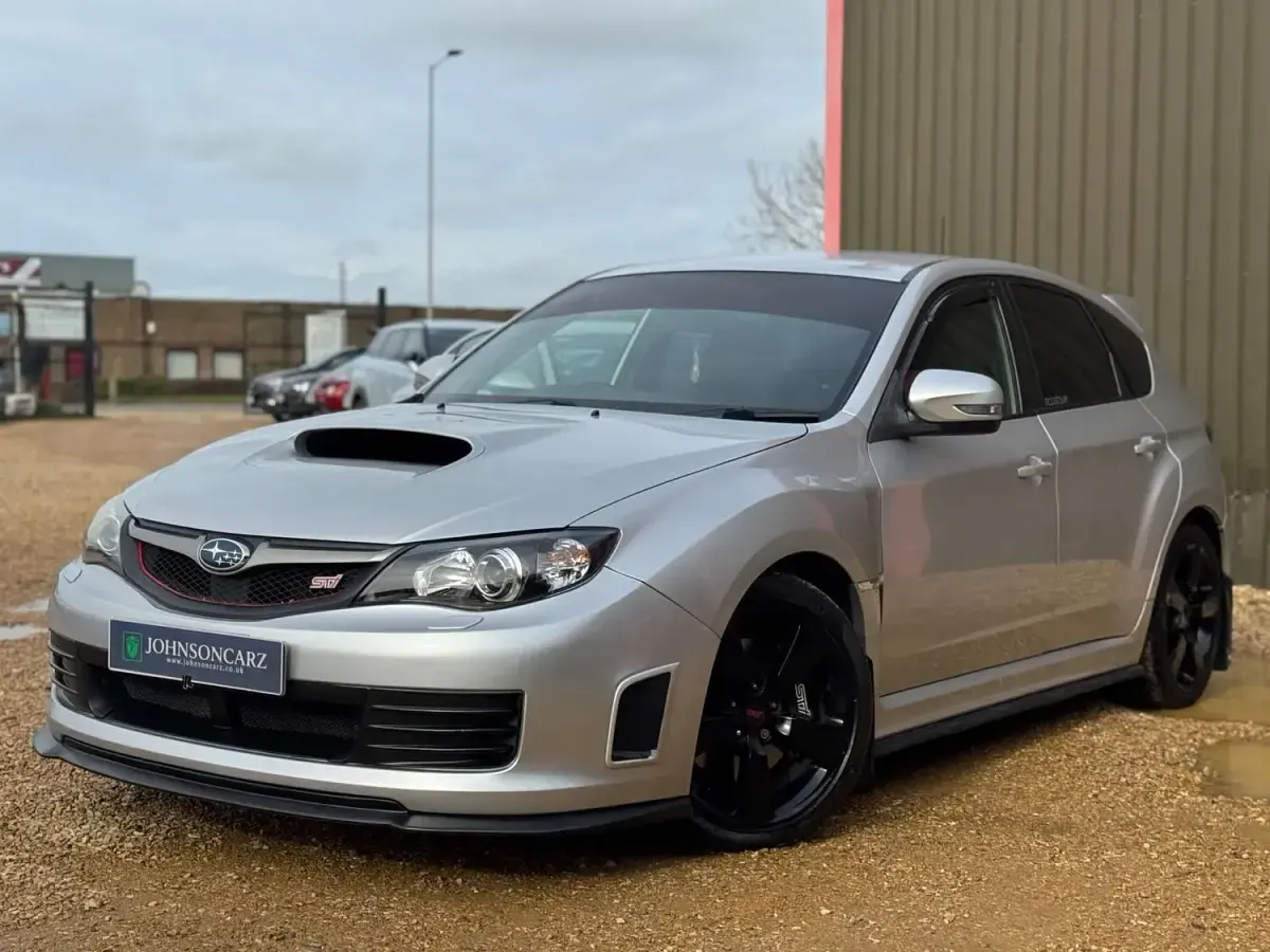 Used Subaru Impreza 2010 Silver Hatchback