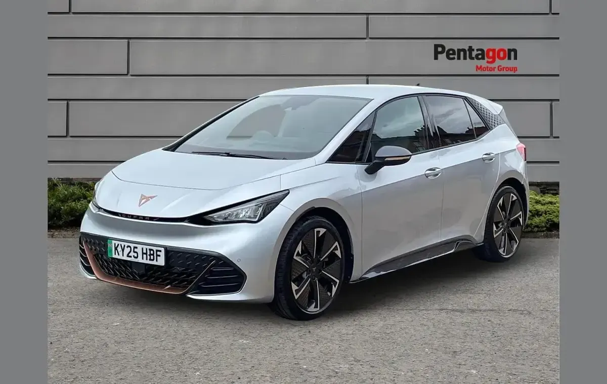 Used Cupra Born e-Boost 169 kW (231 HP) 2025 Silver Hatchback
