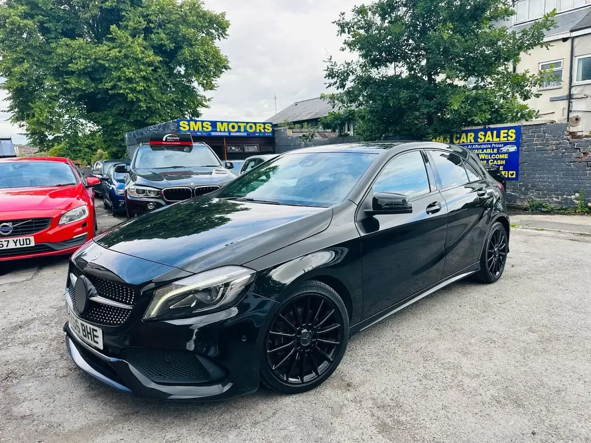 Used Mercedes A200 AMG Line Premium 136 HP (100 kW) 2016 Black Hatchback