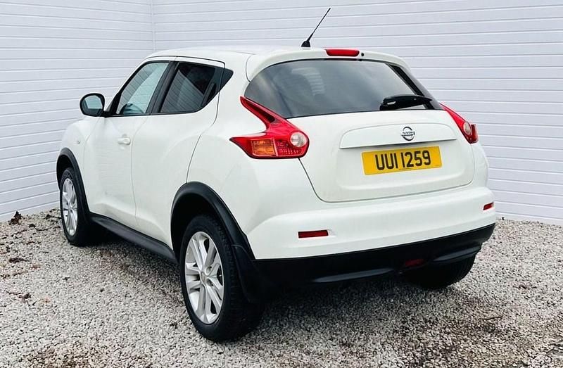 Used Nissan Juke Acenta 117 HP (86 kW) 2010 White SUV