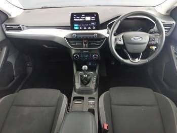 Used Ford Focus Zetec 120 HP (88 kW) 2018 Grey Hatchback