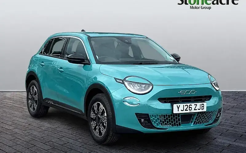 Used Fiat 600 136 HP (100 kW) 2025 SUV