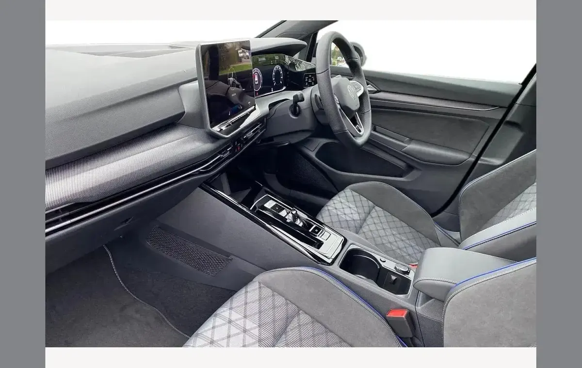 New VW Golf VIII Black Edition 150 HP (110 kW) 2026 Black Hatchback