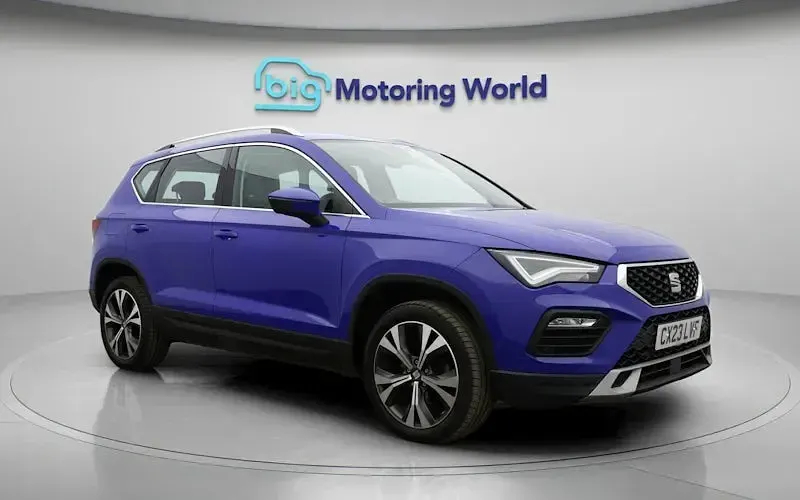 Begagnad Seat Ateca SE Technology 110 HK (80 kW) 2023 Blå SUV