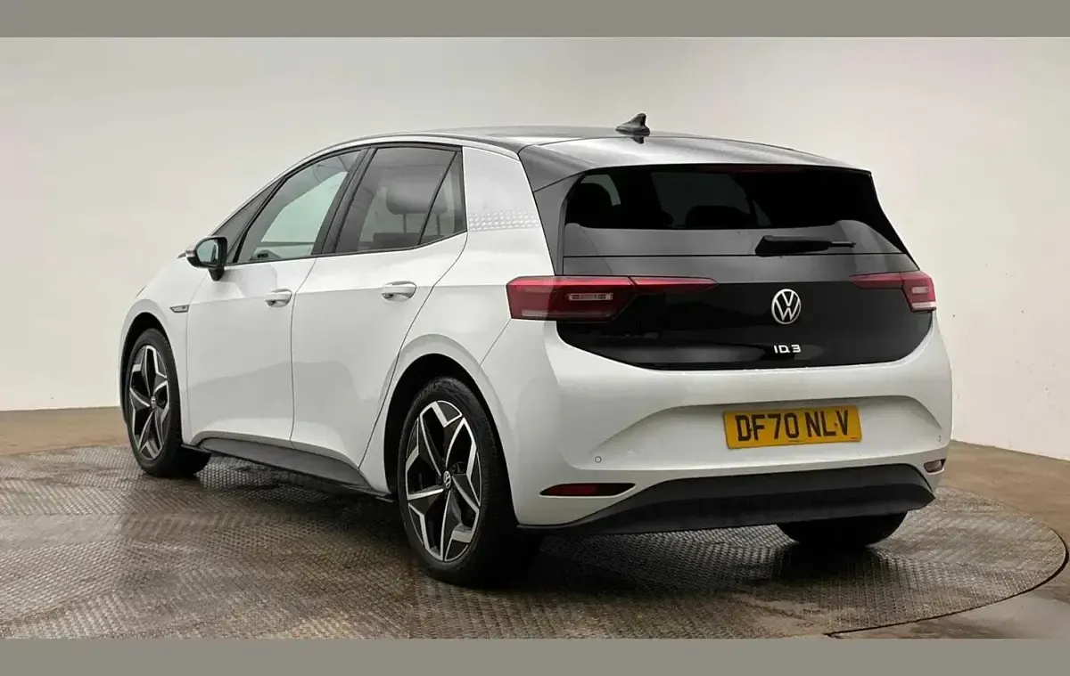 Used VW ID.3 Pro 150 kW (204 HP) 2020 White Hatchback