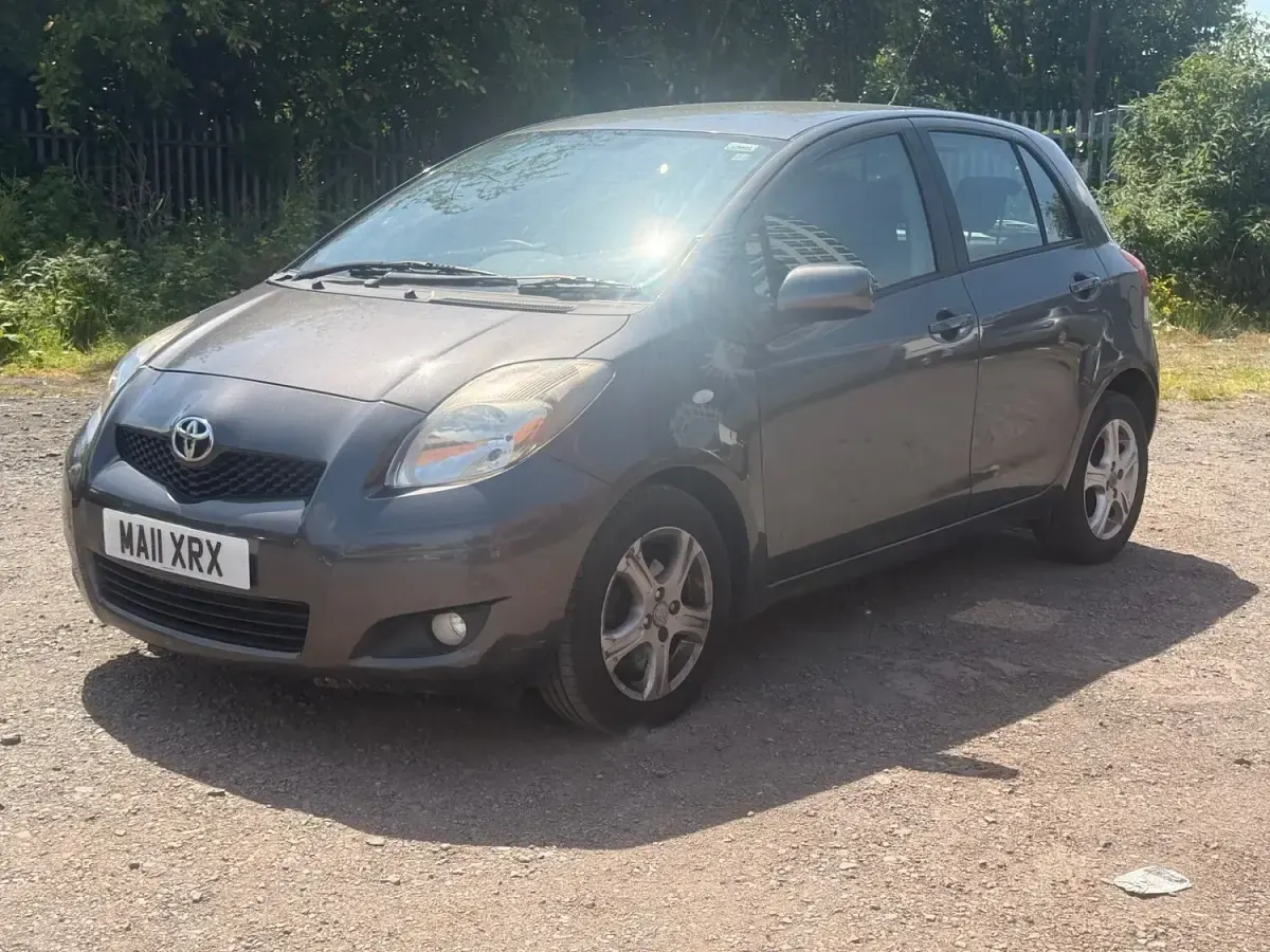 Used Toyota Yaris 2011 Grey Hatchback