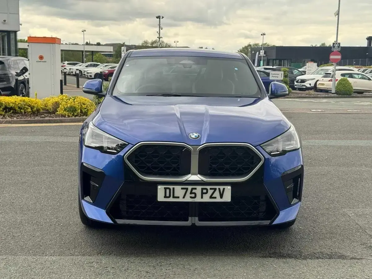 Ny BMW X2 M Sport 168 HK (123 kW) 2026 Blå SUV