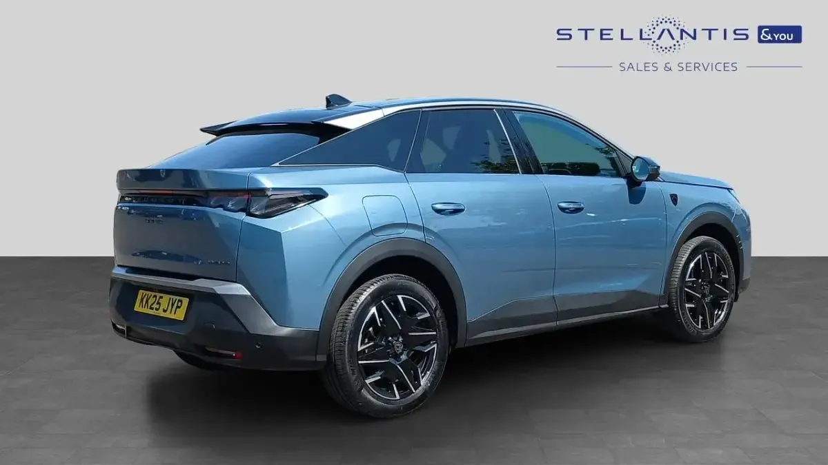 Used Peugeot 3008 GT 143 HP (105 kW) 2025 Blue SUV