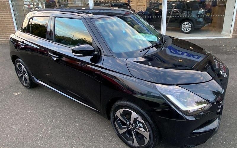 New 2025 Suzuki Swift Hatchback | £21,399 - Image 1/3