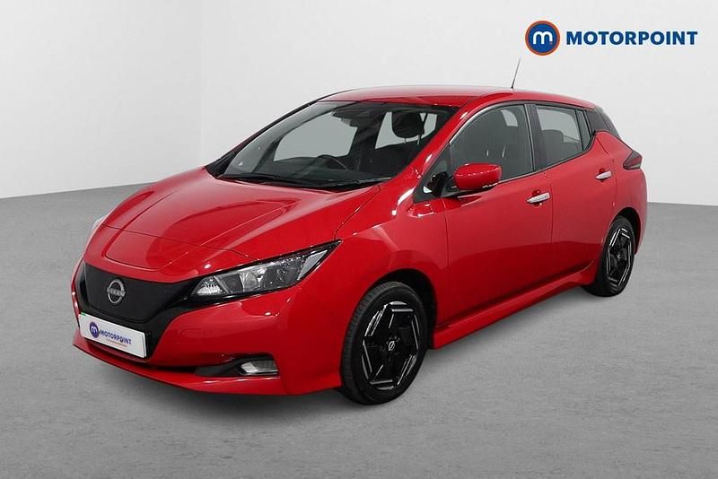 Used Nissan Leaf Acenta 110 kW (150 HP) 2022 Red Hatchback