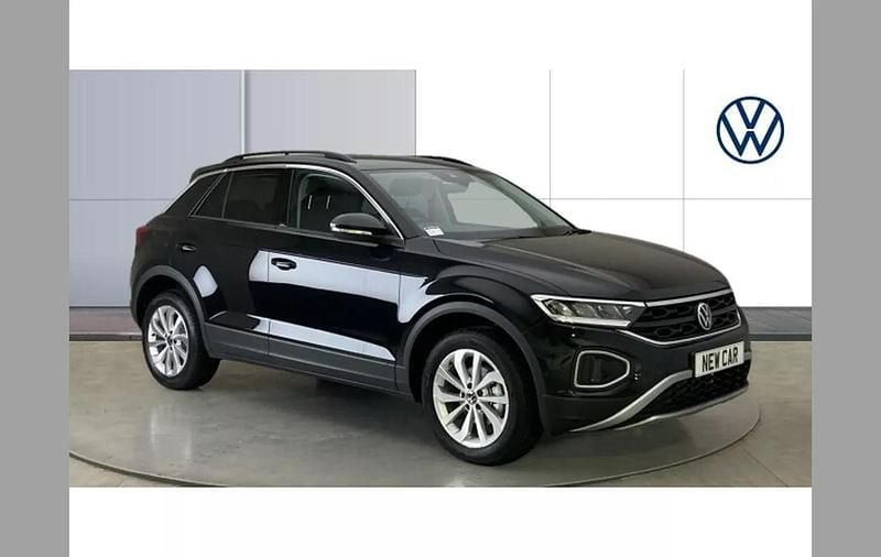 Other New 2025 VW T-Roc Match SUV | £30,182 (Fair price) - Image 1/4