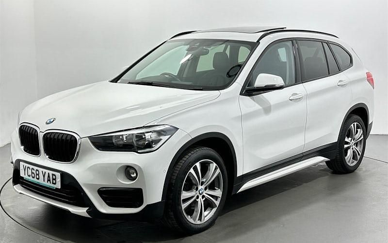 Used BMW X1 Sport Line 140 HP (102 kW) 2019 White SUV
