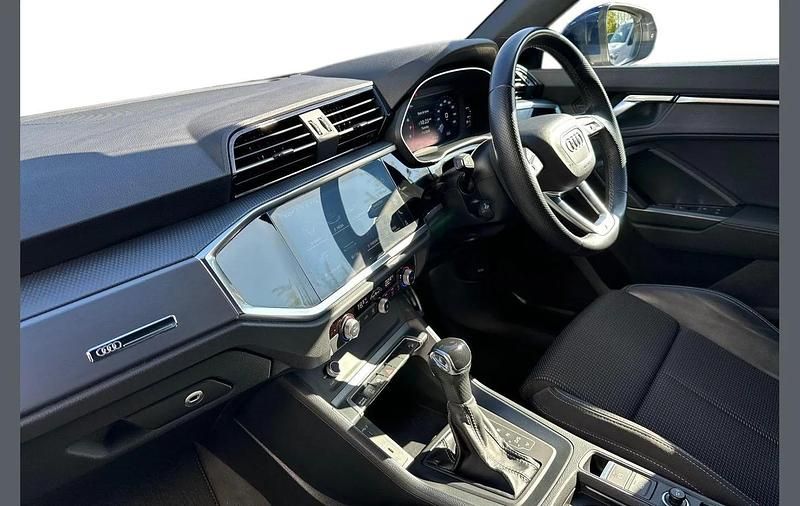 Used Audi Q3 S-Line 150 HP (110 kW) 2021 Blue SUV