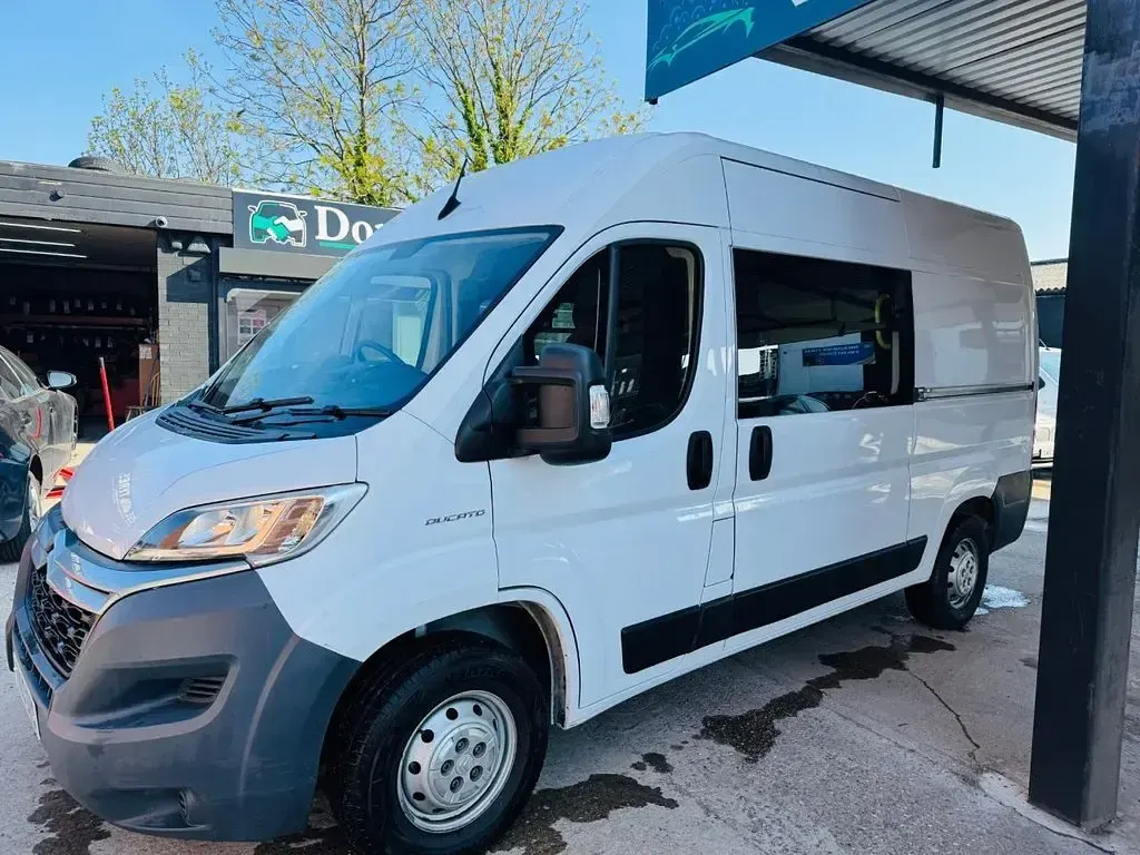 Used Citroën Relay 140 HP (102 kW) 2023 White Van