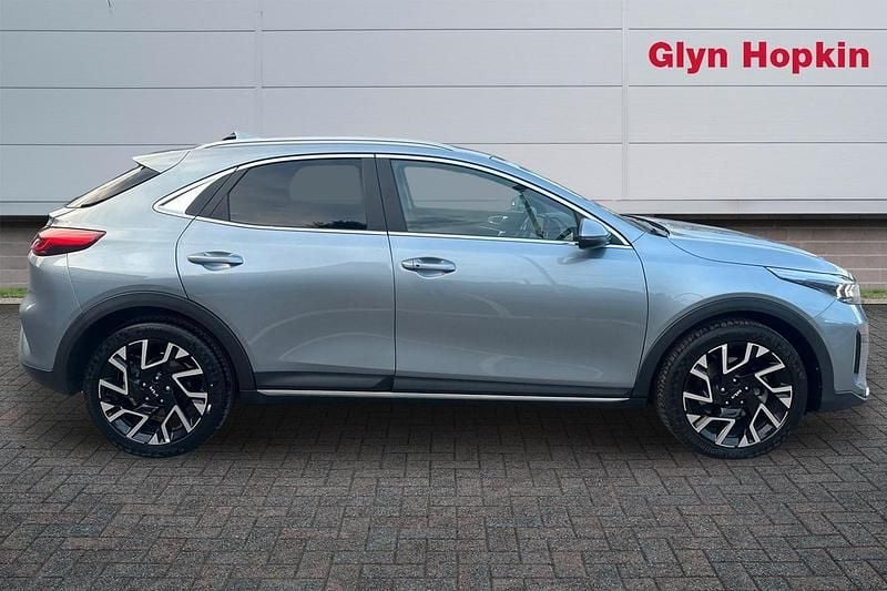 Used Kia XCeed 2024 Silver SUV