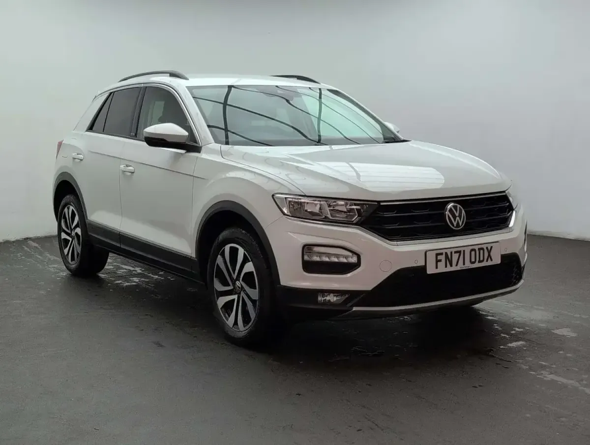 Used VW T-Roc Active 150 HP (110 kW) 2021 White SUV