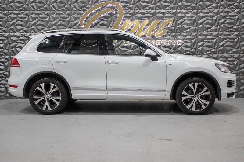 Used VW Touareg R-line 2014 White SUV