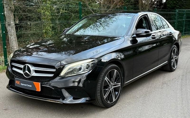 Used Mercedes C200 198 HP (145 kW) 2019 Black Sedan