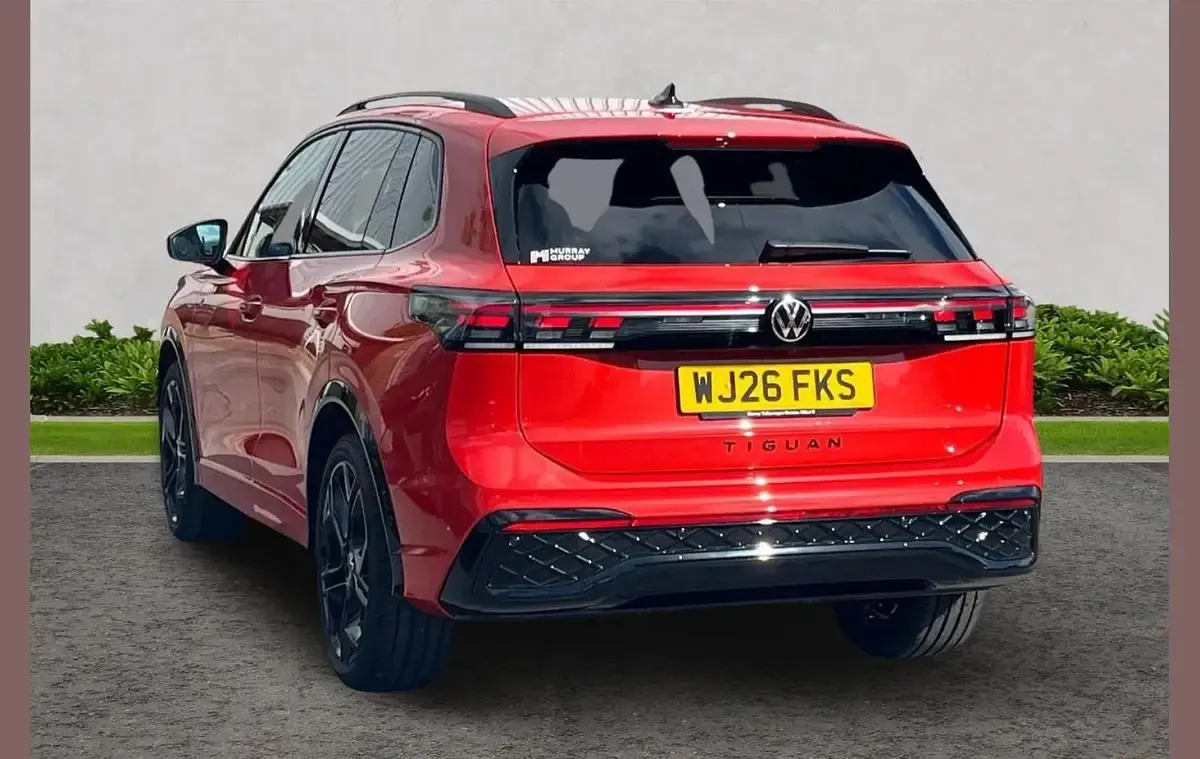 Used VW Tiguan R-line 147 HP (108 kW) 2026 Red SUV