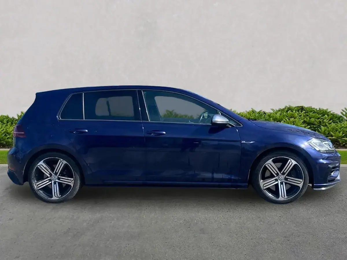 Used VW Golf VII R 310 HP (228 kW) 2018 Blue Hatchback