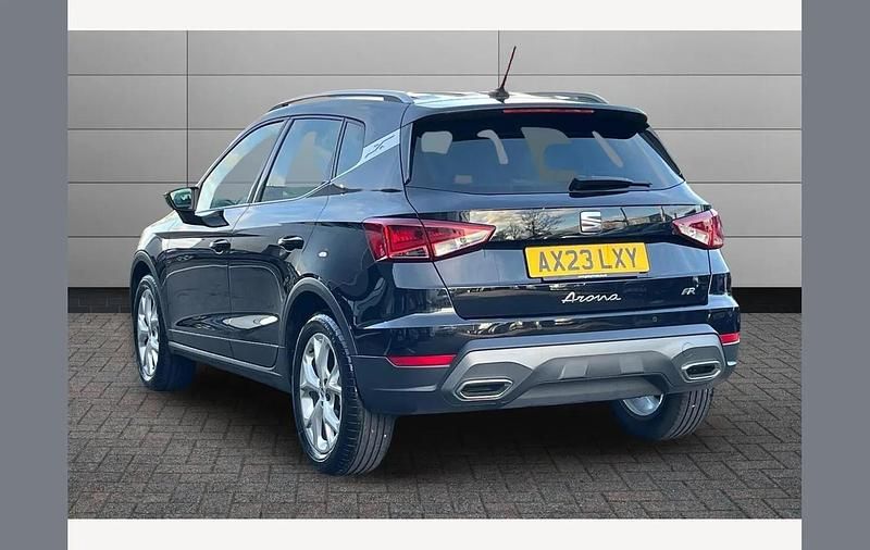 Used Seat Arona FR 110 HP (80 kW) 2023 Black SUV