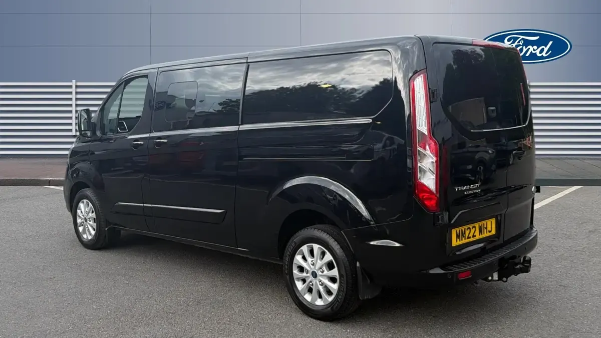 Używany Ford Transit Custom Limited 130 KM (95 kW) 2022 Van