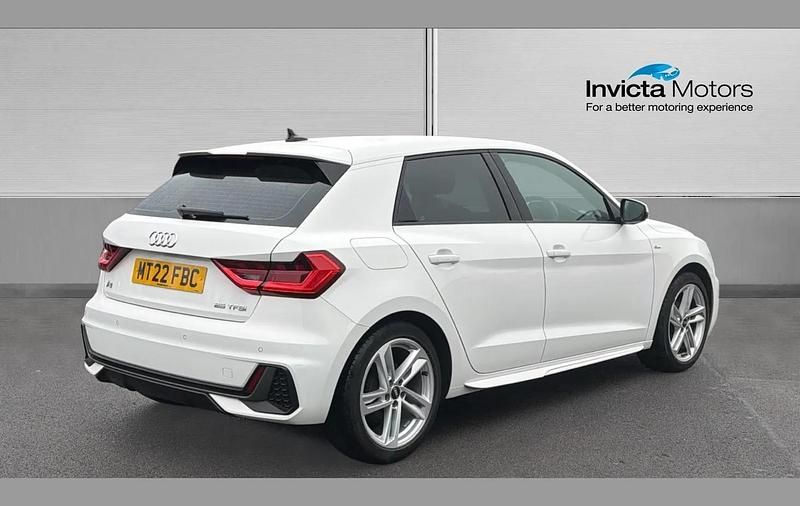 Used Audi A1 S-Line 95 HP (69 kW) 2022 Shell white SUV