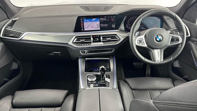 Used BMW X5 M Sport 335 HP (246 kW) 2022 Grey SUV