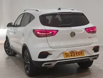 Used MG ZS Exclusive 106 HP (77 kW) 2023 White SUV