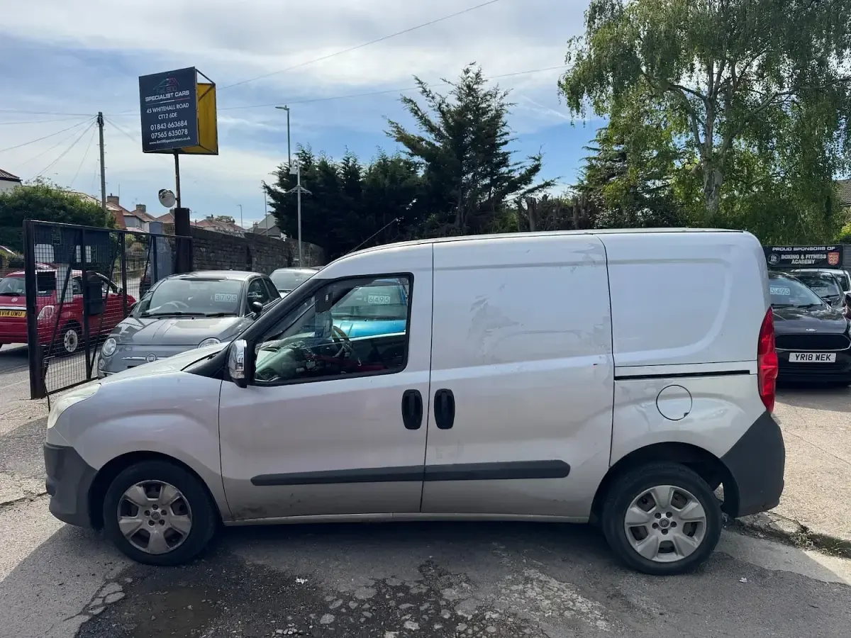 Used Fiat Doblò 2013 Silver MPV