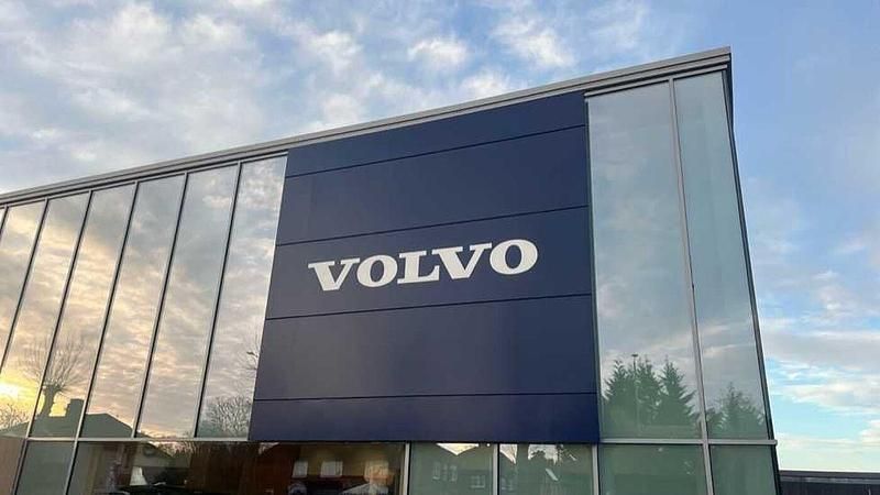 Used Volvo XC40 Ultimate 2024 Silver SUV