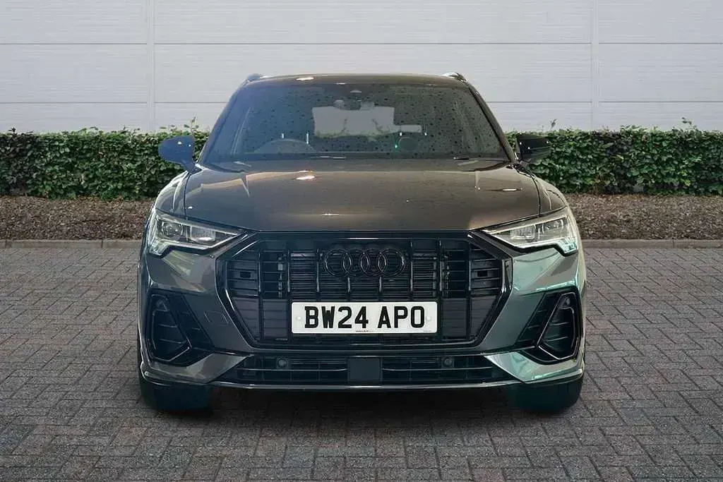 Used Audi Q3 Black Edition 150 HP (110 kW) 2024 Grey SUV