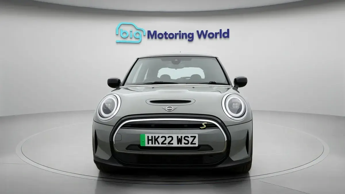 Used Mini Cooper SE Hatch 135 kW (184 HP) 2022 Hatchback