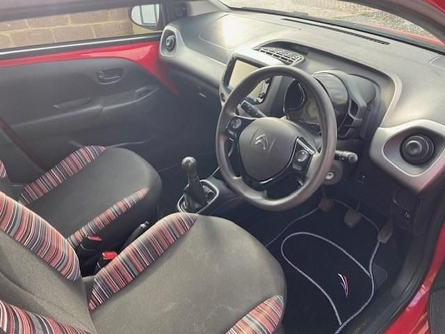 Used Citroën C1 Feel 82 HP (60 kW) 2015 Red Hatchback