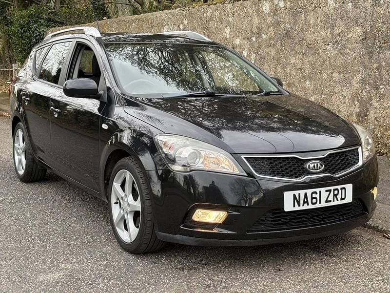 Black Used 2011 Kia Ceed Estate | £4,695 (Fair price) - Image 1/4