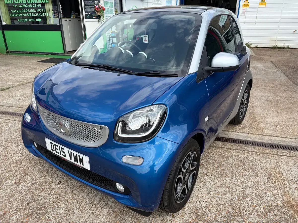 Used Smart ForTwo Coupé Premium 90 HP (66 kW) 2015 Blue Coupe